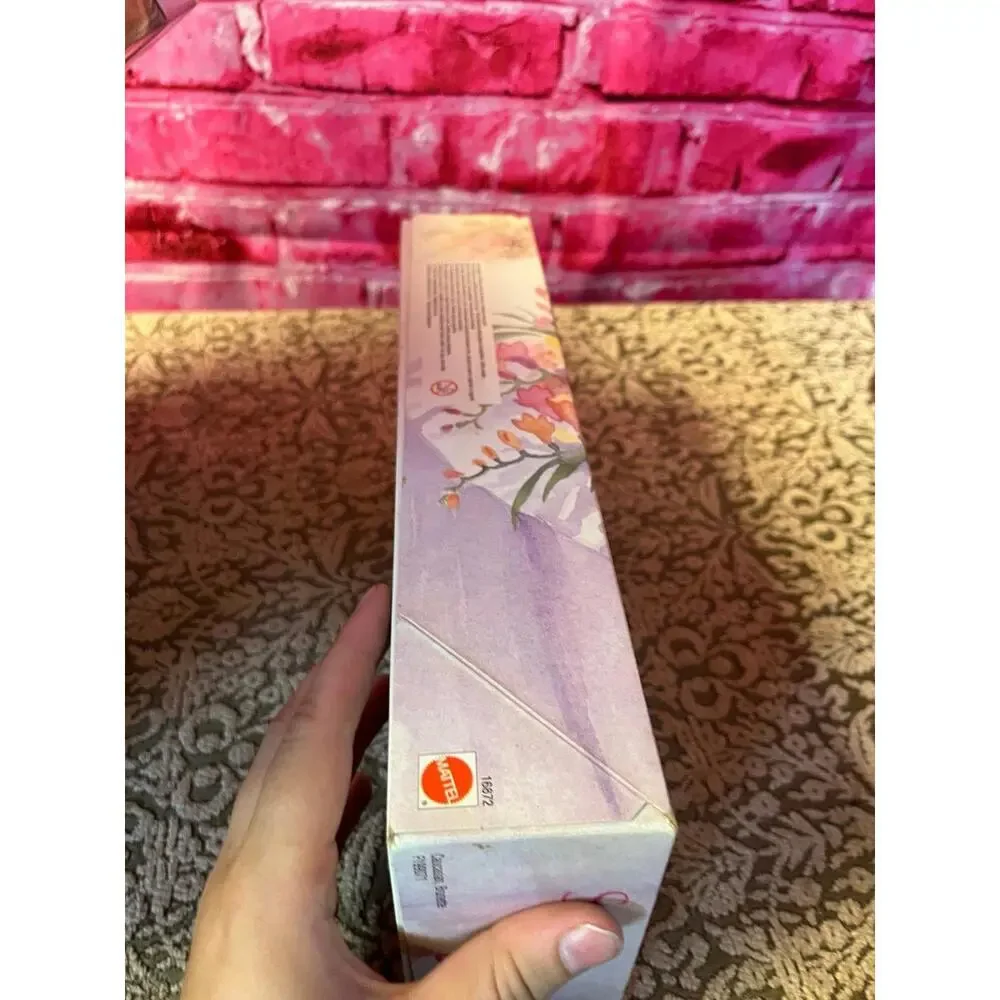 1996 spring‎ petals barbie